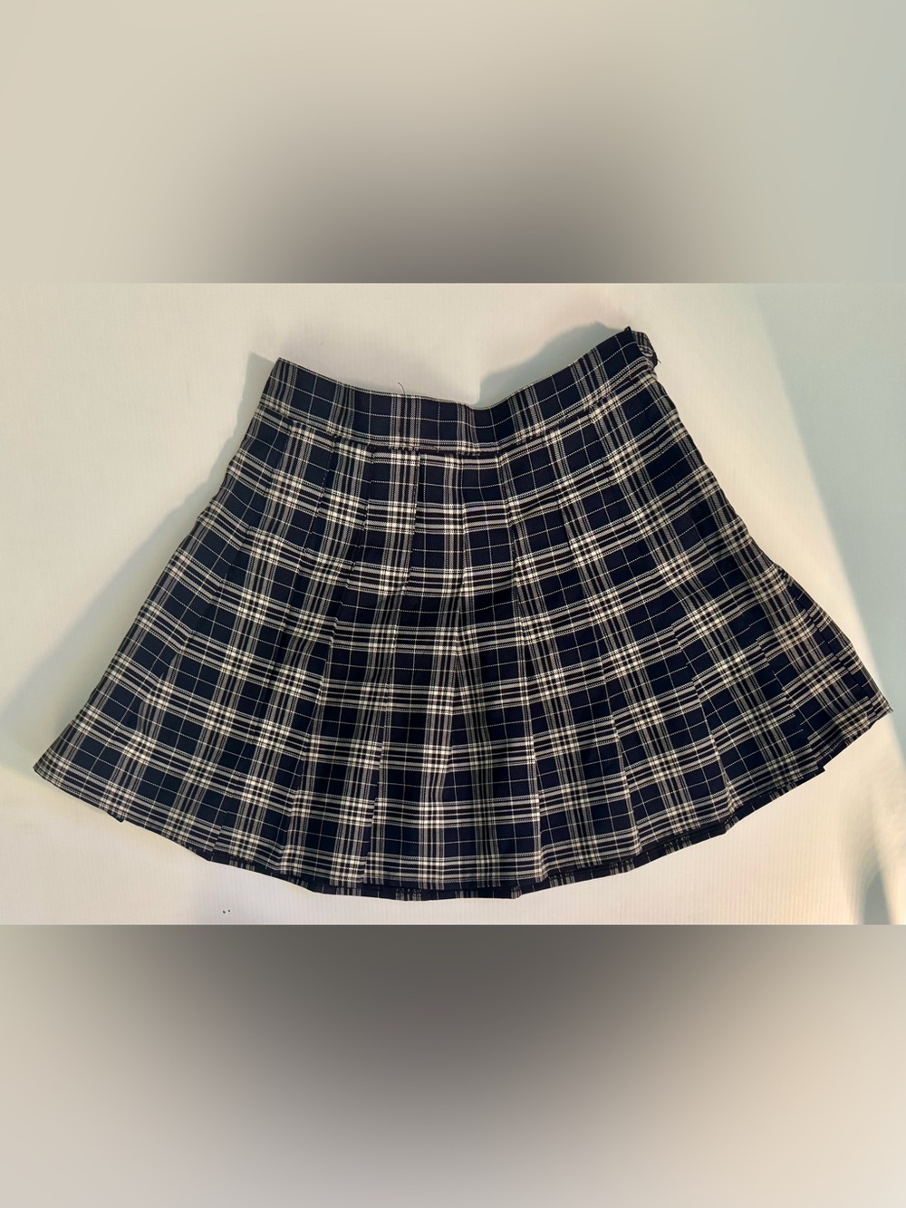 NWOT Classic Navy Plaid Pleated Skirt - Women's Side Zipper Size M